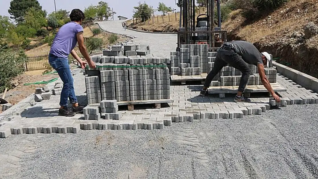 Palu'da Bakım Onarım Çalışmaları Sürüyor