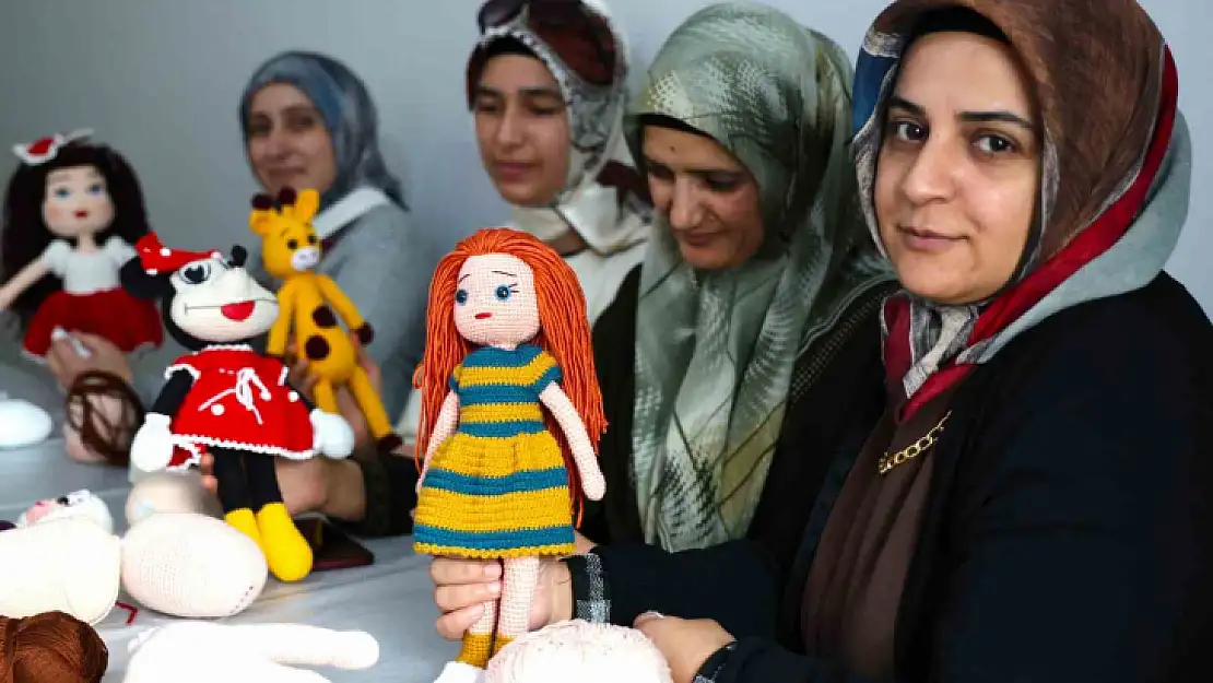 Kadınlar amigurumi ile ekonomilerine katkı sağlıyor